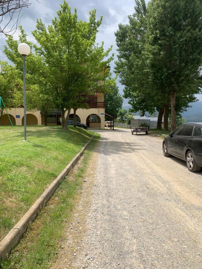 Val De Llous I 40 Apartment Sainte-Léocadie Екстериор снимка